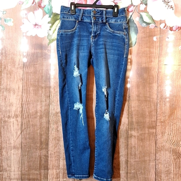 Wallflower Jeans Wallflower Sassy High Rise Jeans Size 5 Poshmark